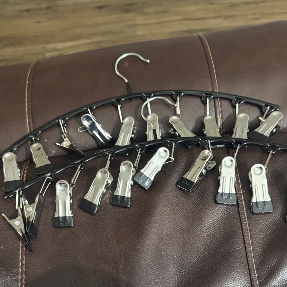Black and Silver Hanging Clip Organizer